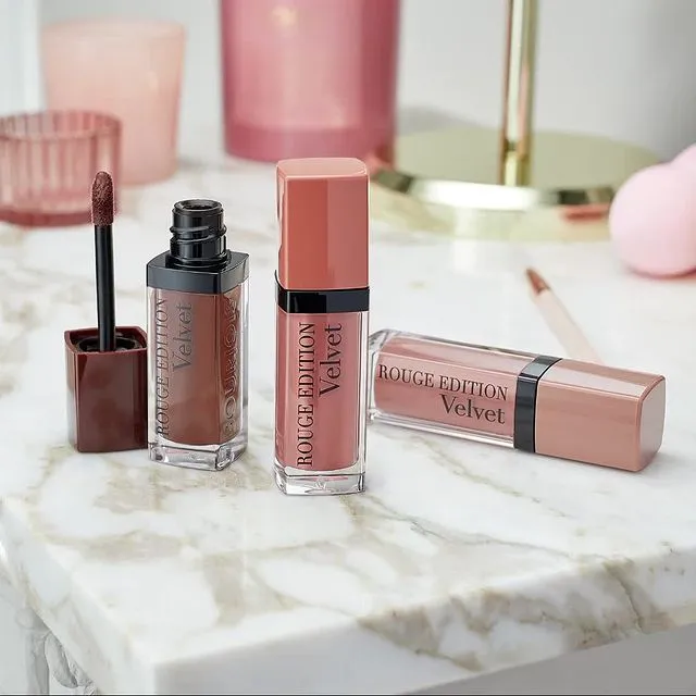 Bourjois Rouge Edition Velvet The Nudes Lipstick