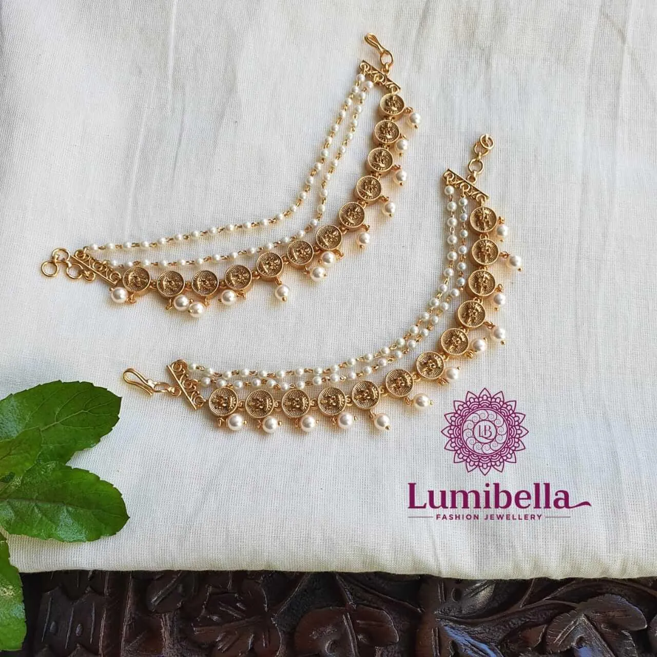Coin Ear Chains With Pearls