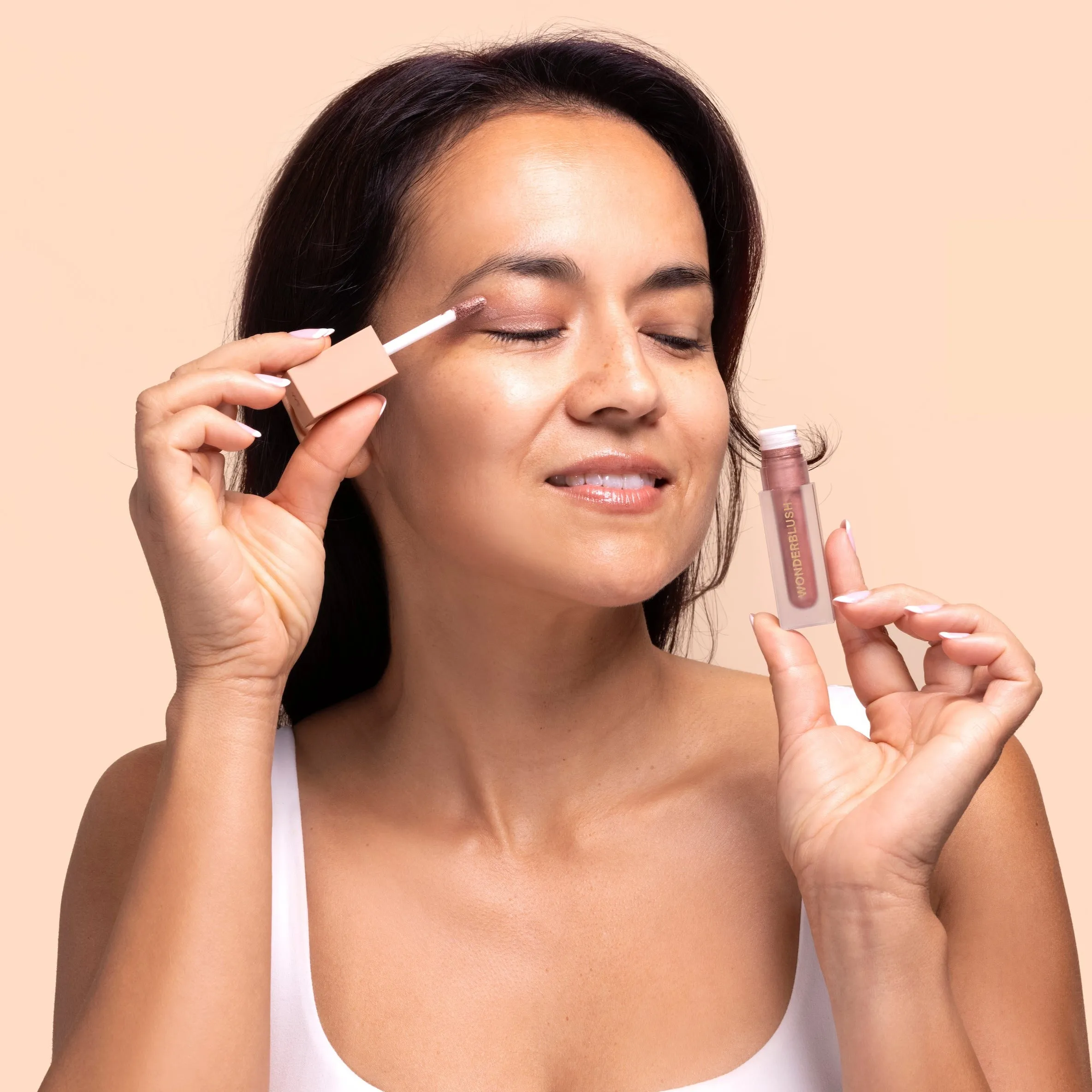 La Lumière Liquid Eyeshadow
