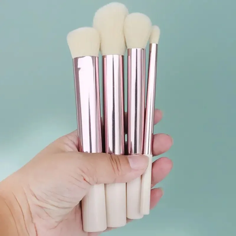 Makeup Brushes 4Pcs Synthetic Foundation Powder Concealers Eye Shadows Blush Makeup Brushes Rose Golden Cosmetic Brushes
