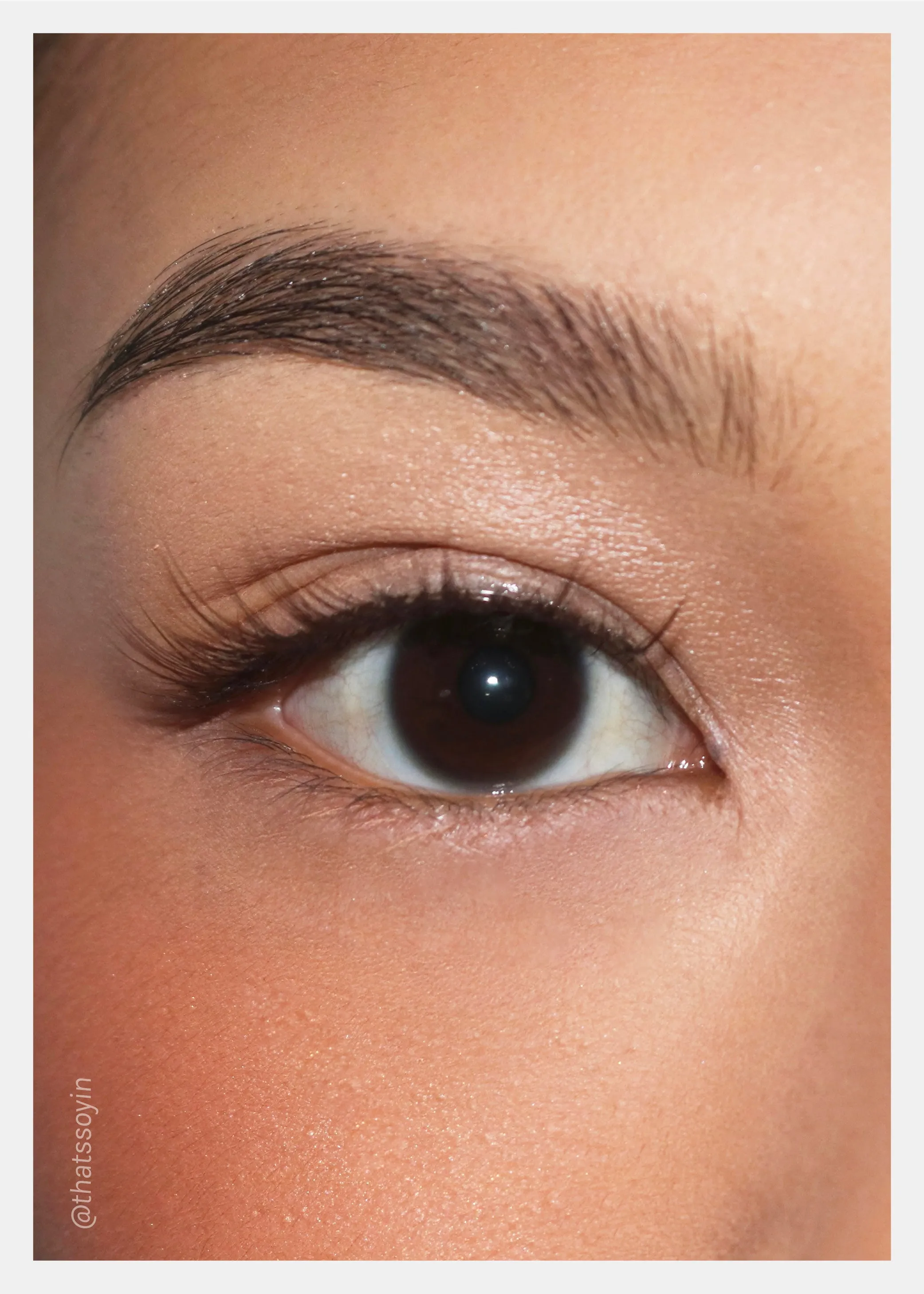 Nearly Naked Lashes – Alluring