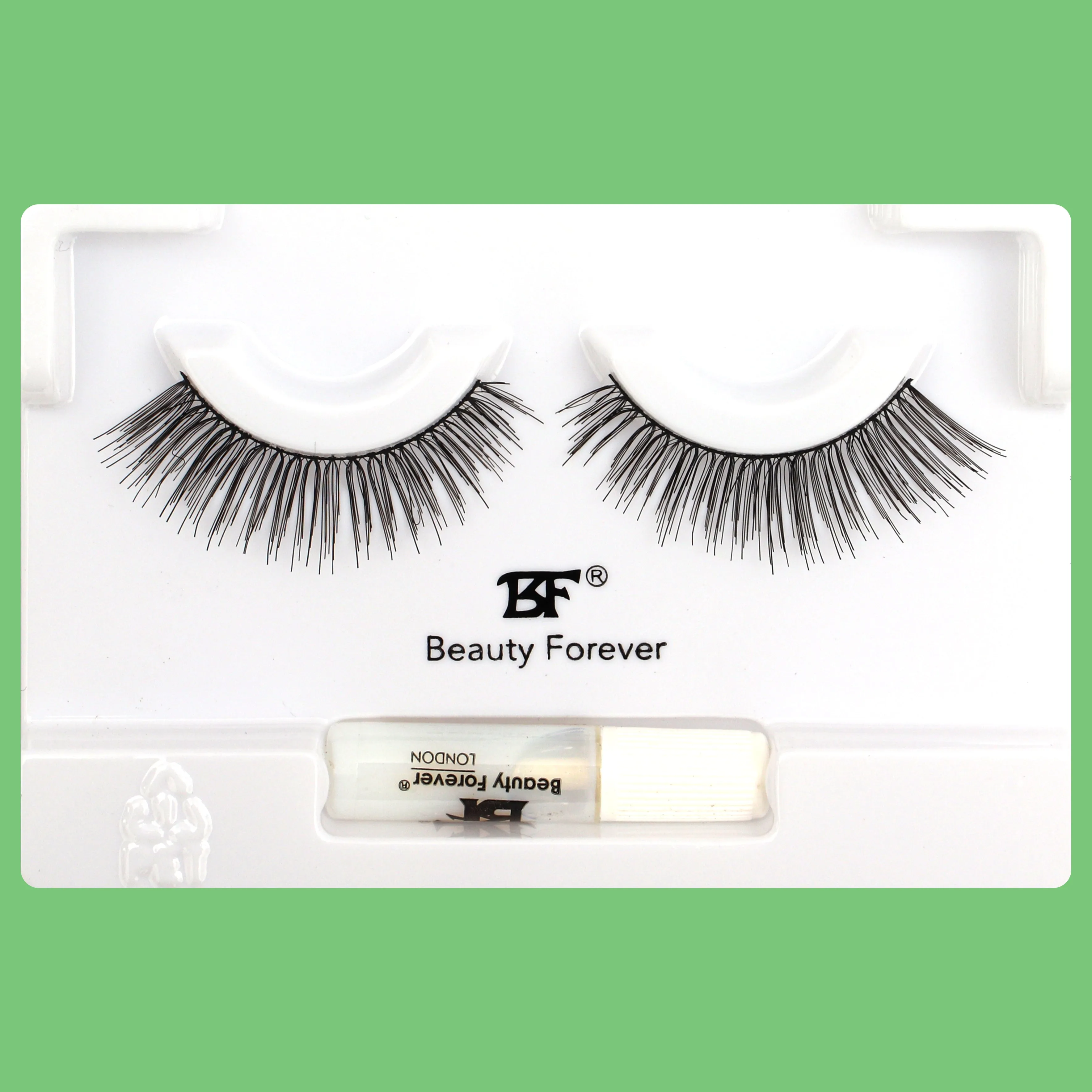 Super-Natural Eyelashes - Brixton No. 904 (Volume & Length Graced Naturally)