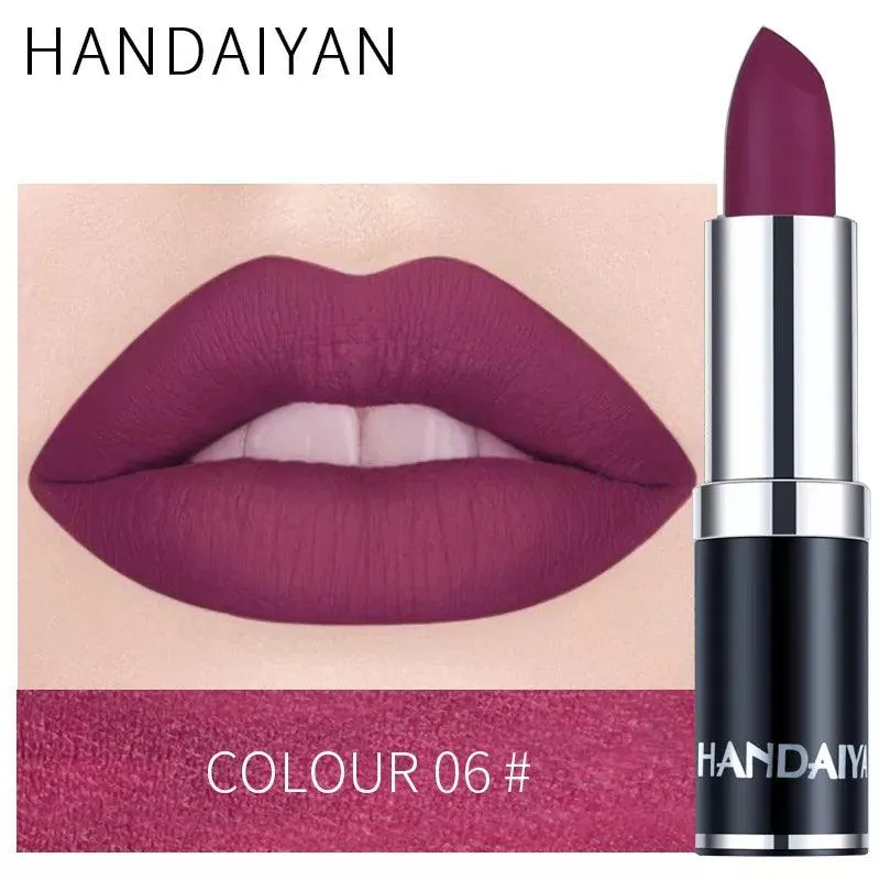 Velvet Matte Lip Gloss: Luxurious Long-Lasting Nude Shade