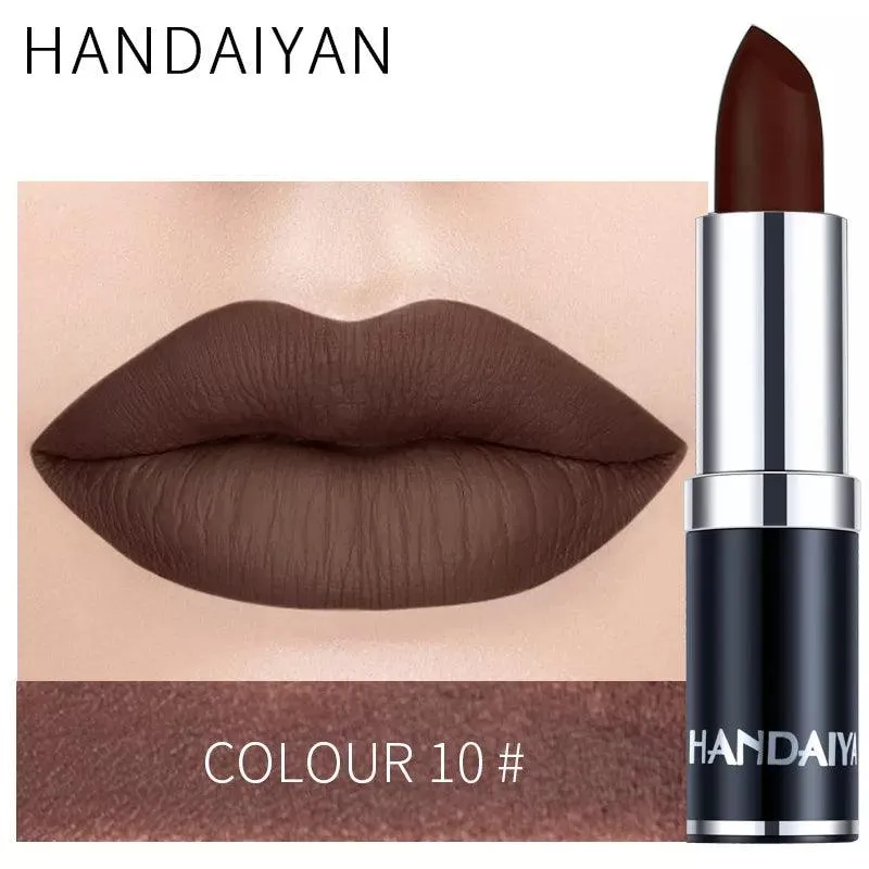 Velvet Matte Lip Gloss: Luxurious Long-Lasting Nude Shade