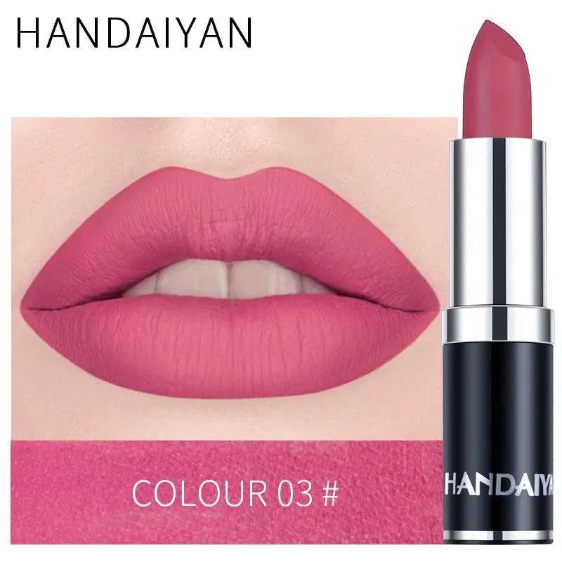 Velvet Matte Lip Gloss: Luxurious Long-Lasting Nude Shade